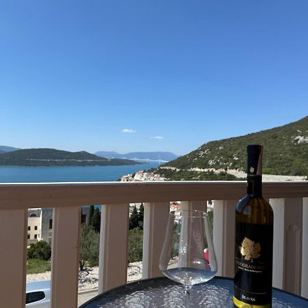 Apartments Batinovic 内乌姆 外观 照片